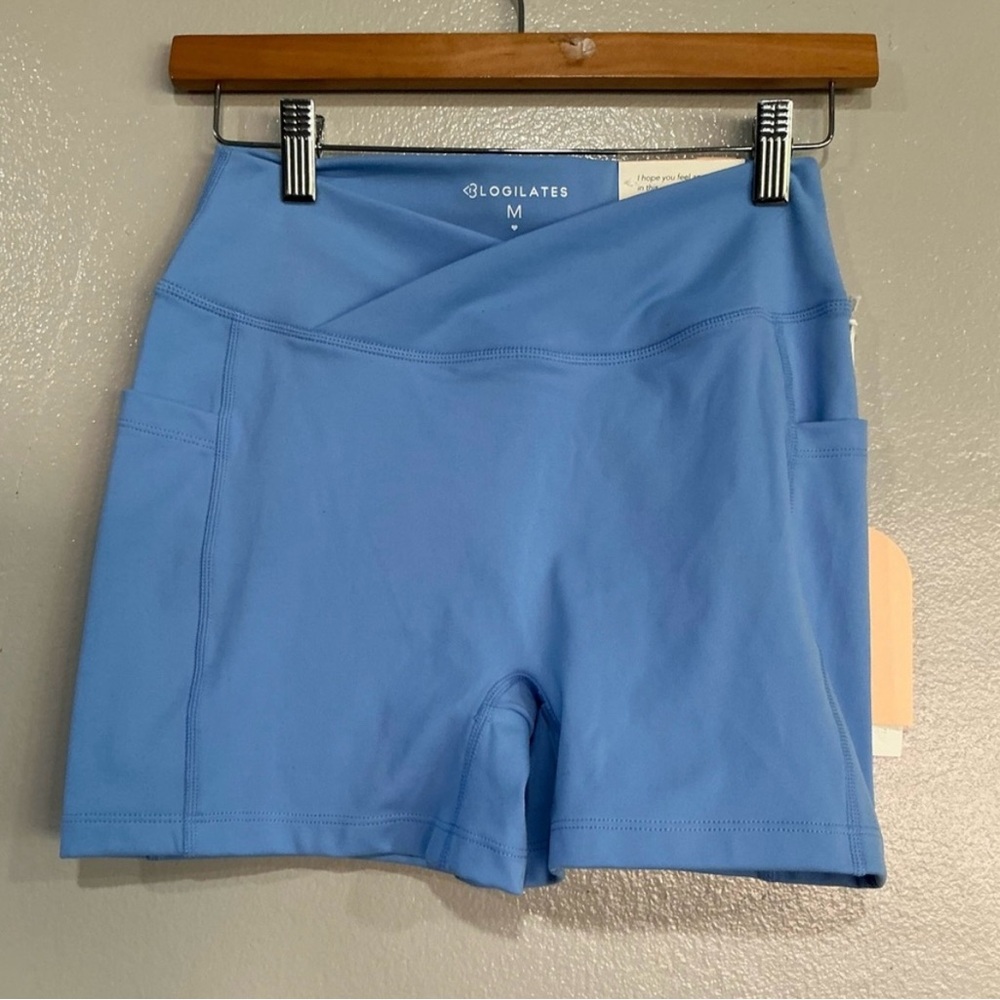 Blogilates Women's Athletic Shorts new in Blue anti cameltoe Medium